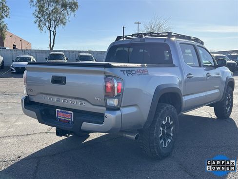 Used 2021 Toyota Tacoma TRD Off-Road w/ Technology Package image 5