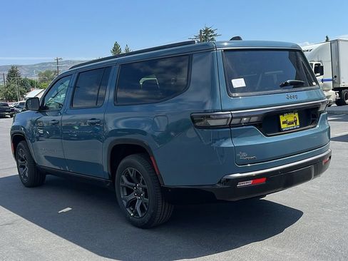 New 2026 Jeep Grand Wagoneer L Limited w/ Premium Group II AWD/4WD image 7