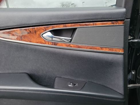 Used 2018 Lincoln MKX Reserve w/ Lincoln MKX Climate Package image 14