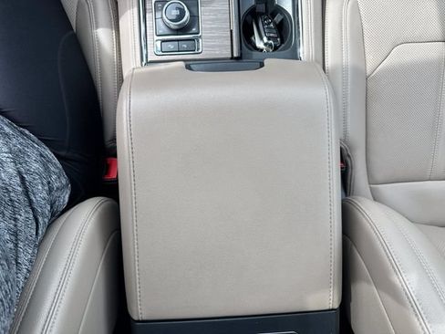 Certified 2024 Ford Expedition Limited AWD/4WD image 42