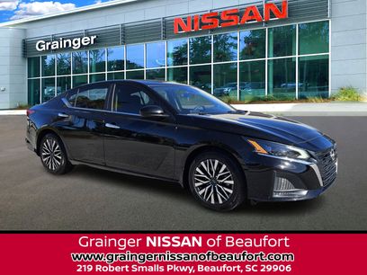 Used 2023 Nissan Altima 2.5 SV