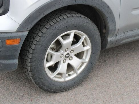 Used 2021 Ford Bronco Sport image 9