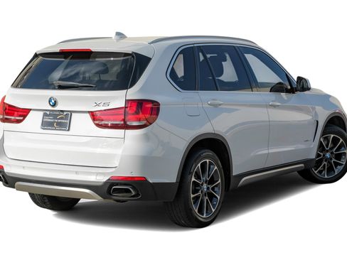 Used 2018 BMW X5 sDrive35i image 8