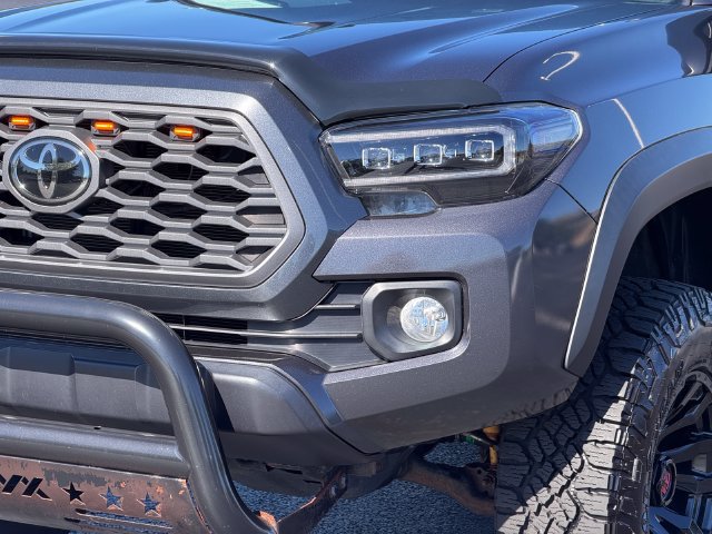 Used 2021 Toyota Tacoma TRD Off-Road AWD/4WD image 10