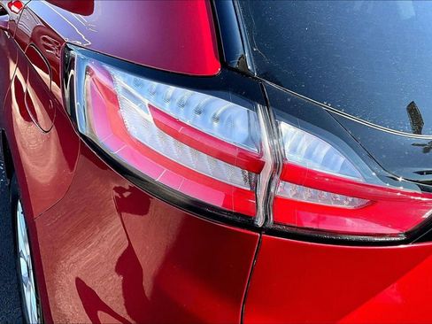 Certified 2024 Ford Edge SEL w/ Convenience Package image 28
