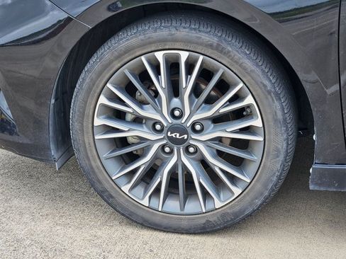 Used 2022 Kia Forte GT-Line w/ GT-Line Technology Package FWD image 14