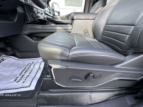 New 2025 Ford F250 Platinum image 12