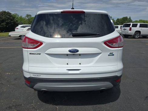 Used 2015 Ford Escape SE AWD/4WD image 6