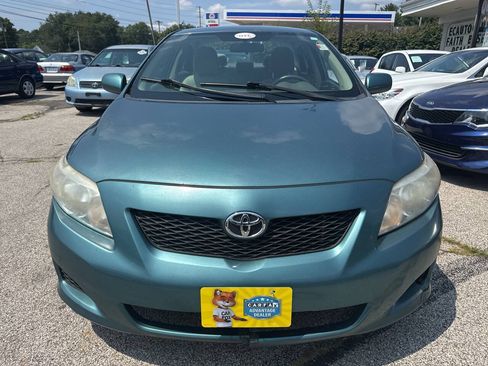 Used 2010 Toyota Corolla LE w/ All Weather Guard Pkg FWD image 2