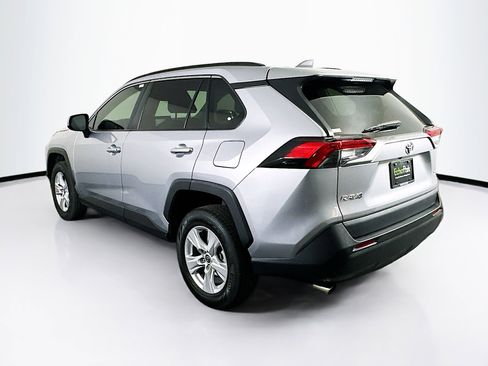 Used 2021 Toyota RAV4 XLE image 5