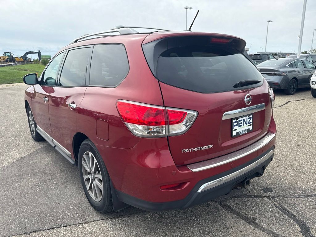 Used 2014 Nissan Pathfinder SL w/ SL Premium Package AWD/4WD image 5