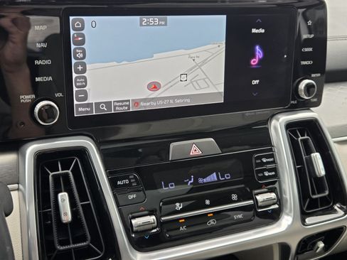 Used 2023 Kia Sorento SX FWD image 19
