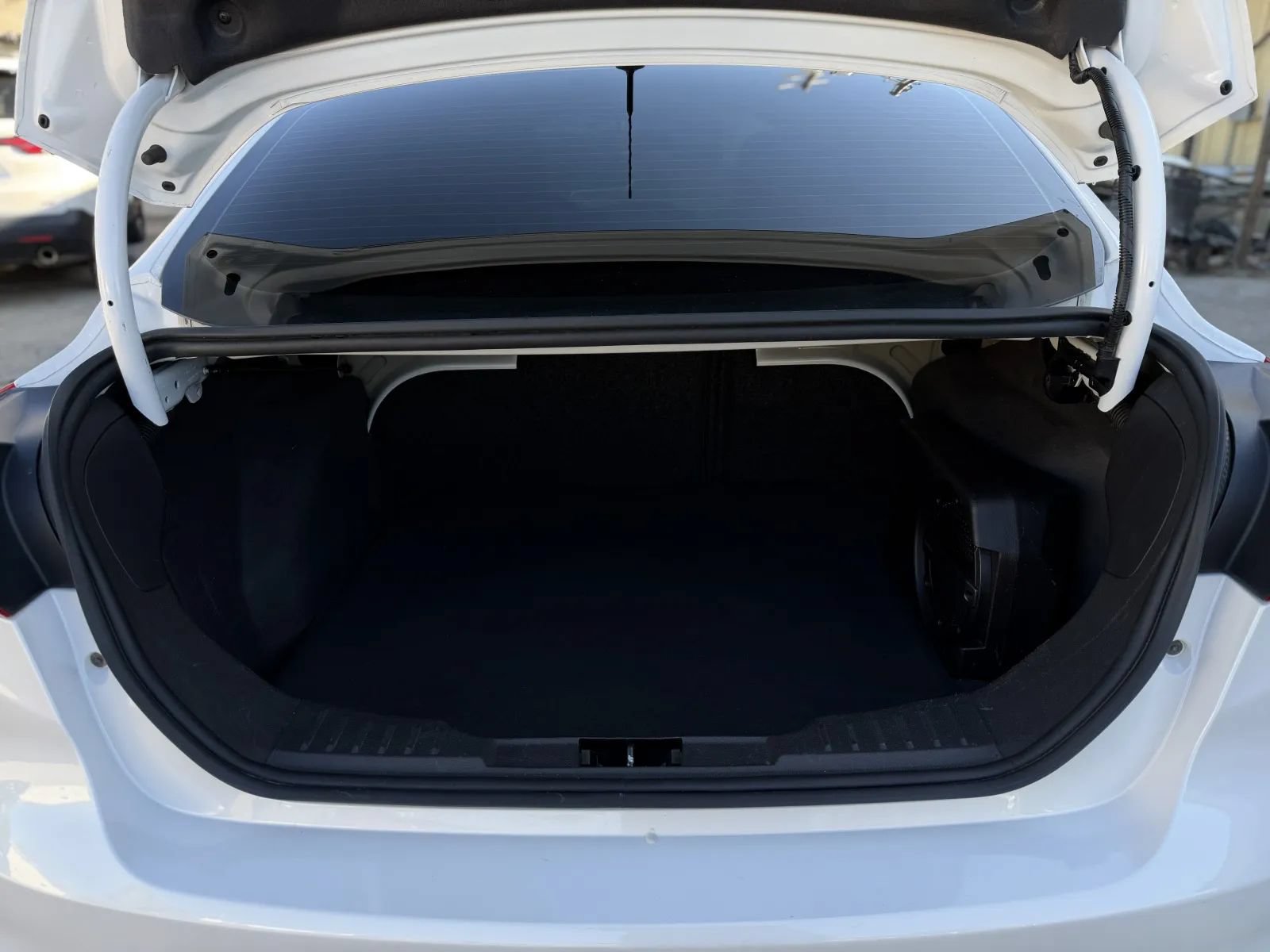 Used 2018 Ford Focus Titanium FWD image 19