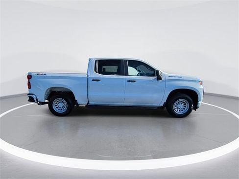 Used 2022 Chevrolet Silverado 1500 Custom image 9