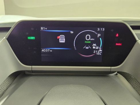 Certified 2025 Subaru Solterra AWD/4WD image 27
