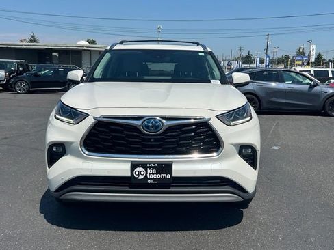 Used 2021 Toyota Highlander Platinum AWD/4WD image 6