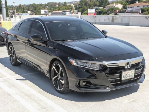 Used 2022 Honda Accord Sport image 3