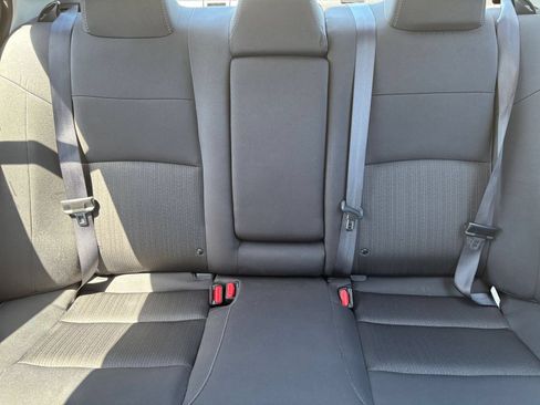 Used 2025 Nissan Altima 2.5 SV FWD image 33