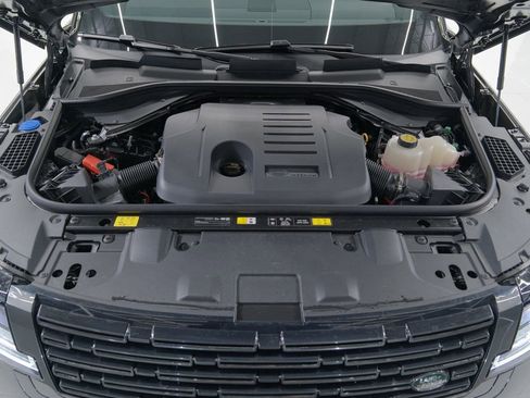 Used 2026 Land Rover Range Rover Long Wheelbase SE image 73