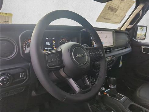 New 2026 Jeep Gladiator Mojave image 18