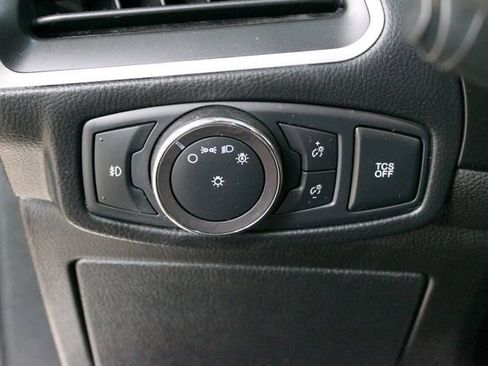Used 2019 Ford Edge SEL w/ Equipment Group 201A AWD/4WD image 15