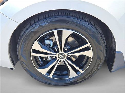 Used 2022 Nissan Sentra SV w/ Trunk Package FWD image 28