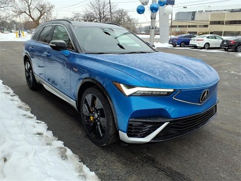 Used 2024 Acura ZDX Type S image 5