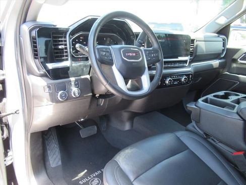 Used 2024 GMC Sierra 1500 SLT RWD image 16