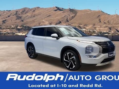 Used 2023 Mitsubishi Outlander SE image 7
