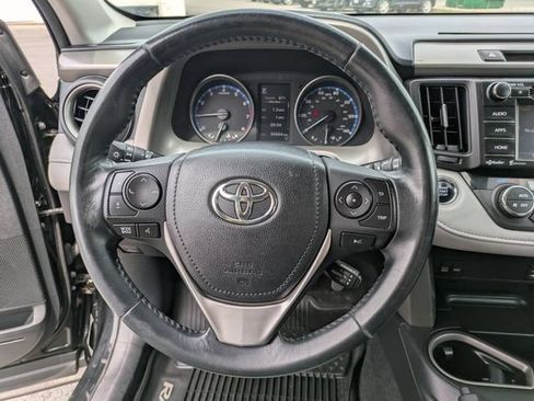 Used 2018 Toyota RAV4 XLE w/ Plus Extra Value Package AWD/4WD image 9