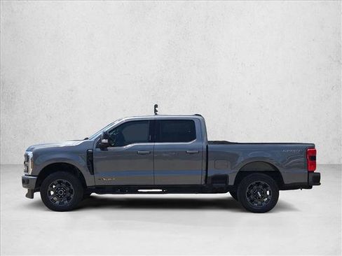 Used 2024 Ford F250 Lariat w/ Lariat Ultimate Package AWD/4WD image 8