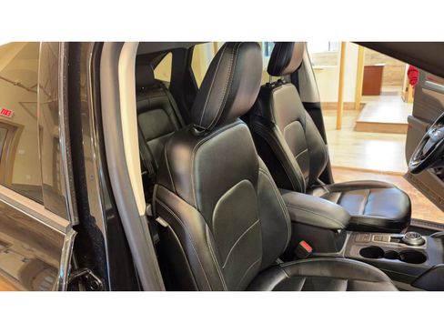 Used 2022 Ford Escape SEL image 22