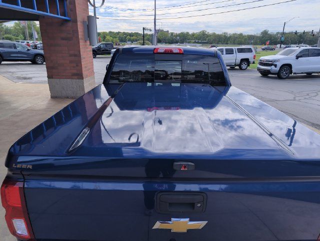Used 2017 Chevrolet Silverado 1500 LTZ Z71 w/ LTZ Plus Package AWD/4WD image 30