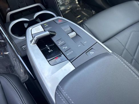 Used 2024 BMW X1 xDrive28i image 23