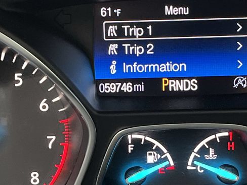 Used 2017 Ford Escape SE AWD/4WD image 15
