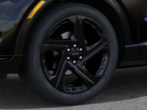 New 2026 Chevrolet Equinox EV RS image 9