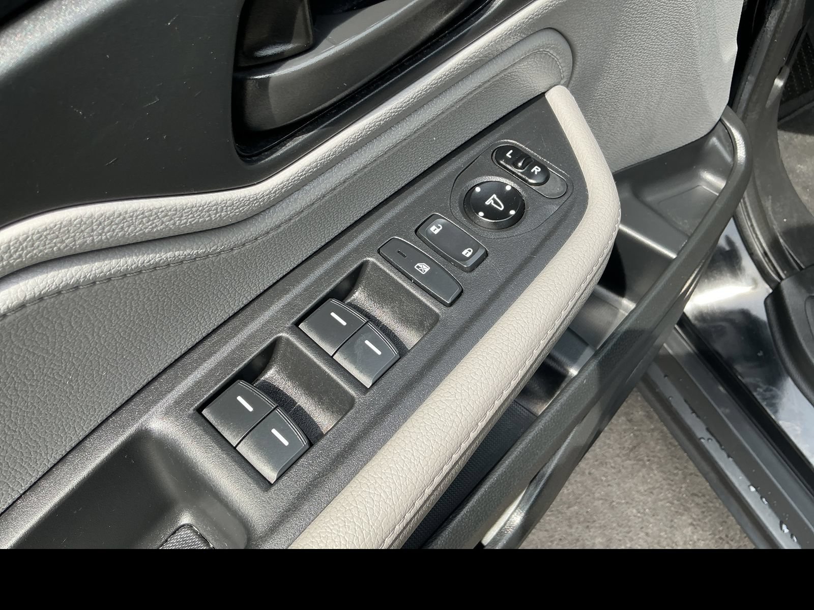 Used 2020 Honda Odyssey EX-L image 12