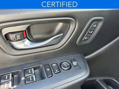 Used 2023 Honda Pilot Touring image 26