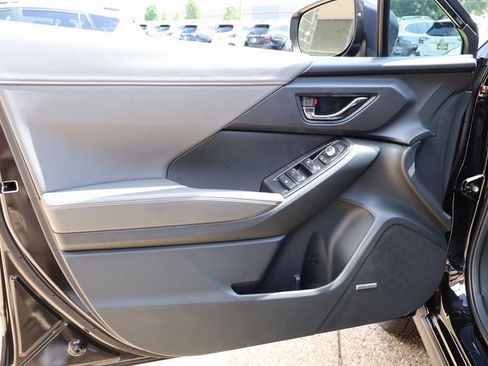 New 2025 Subaru Crosstrek 2.5i Limited w/ Crosstrek Mirror Package image 21