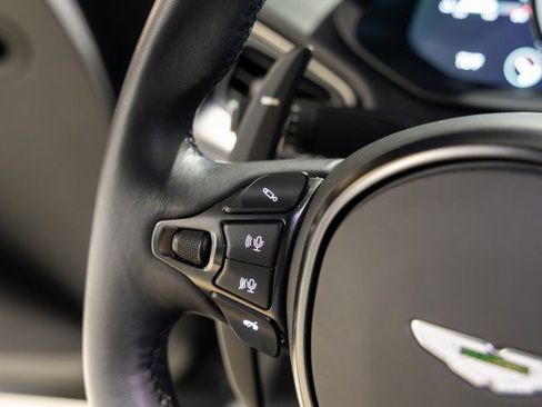 Used 2023 Aston Martin V8 Vantage Coupe image 43