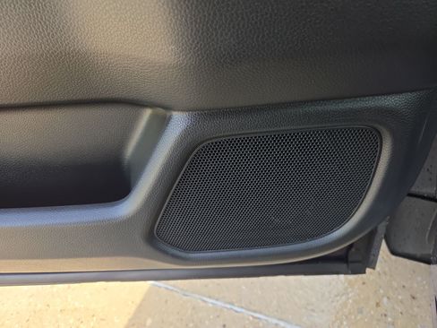 Used 2024 Honda Pilot Touring image 14
