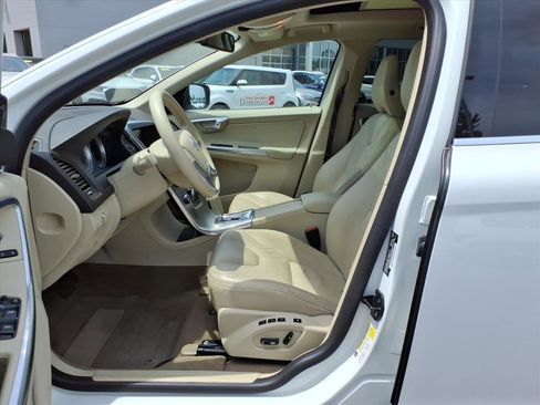 Used 2012 Volvo XC60 T6 Platinum AWD/4WD image 10