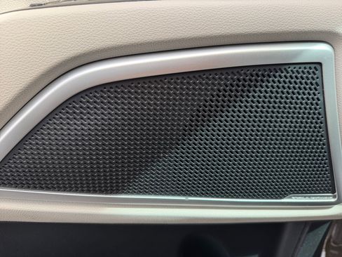 Used 2022 Kia Telluride S FWD image 27