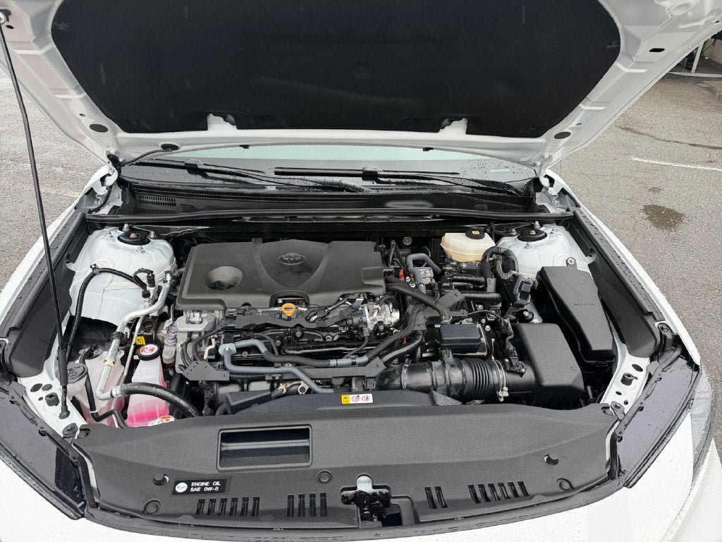 Used 2026 Toyota Camry SE FWD image 29
