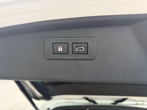 Used 2024 Subaru Outback Onyx Edition AWD/4WD image 8