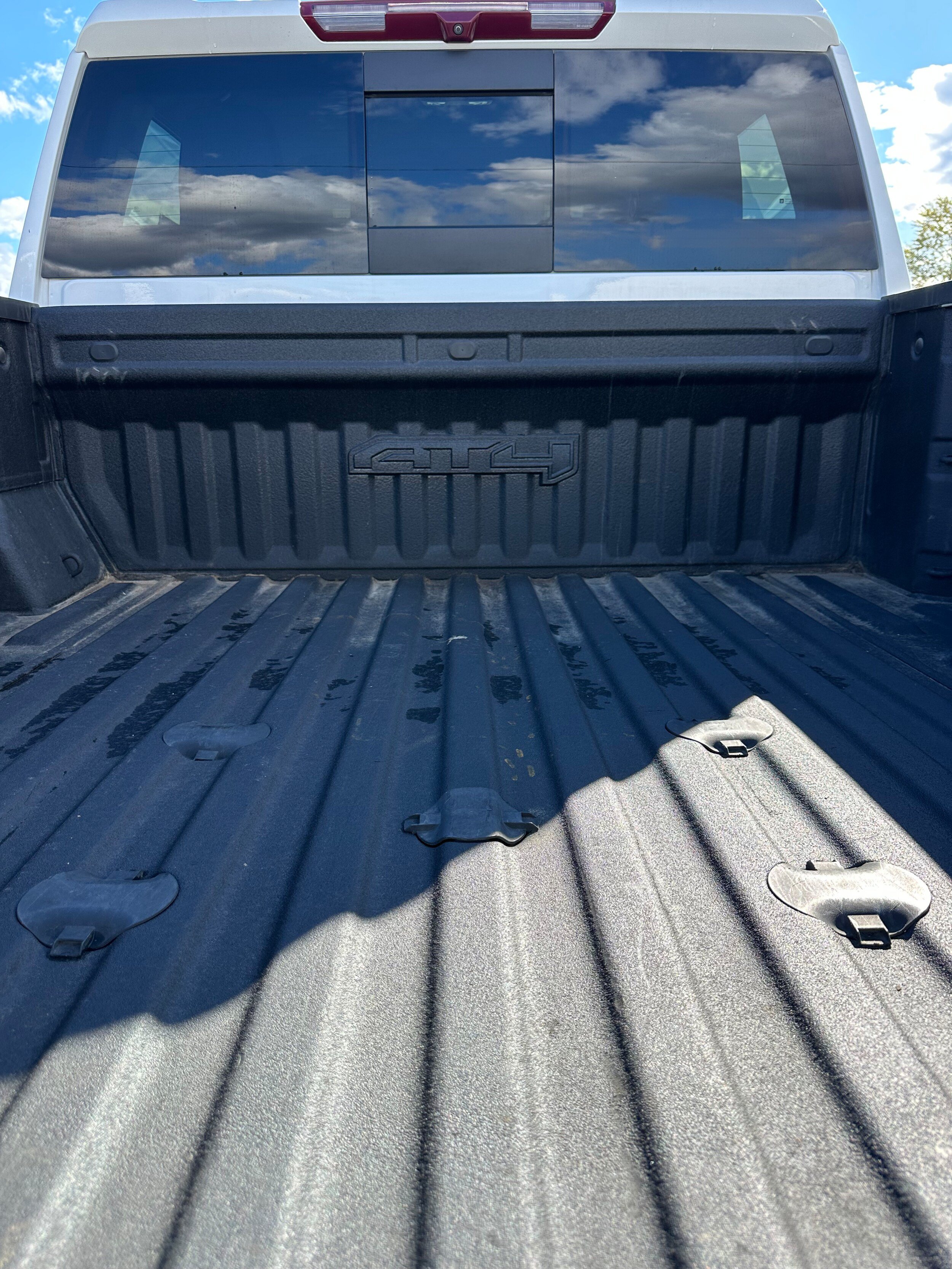 Used 2023 GMC Sierra 2500 AT4 w/ AT4 Preferred Package AWD/4WD image 13