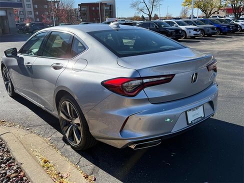 Certified 2025 Acura TLX w/ Technology Package image 5