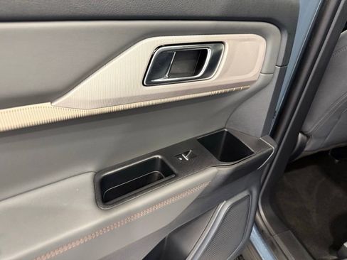 Certified 2025 Ford Explorer Active image 20