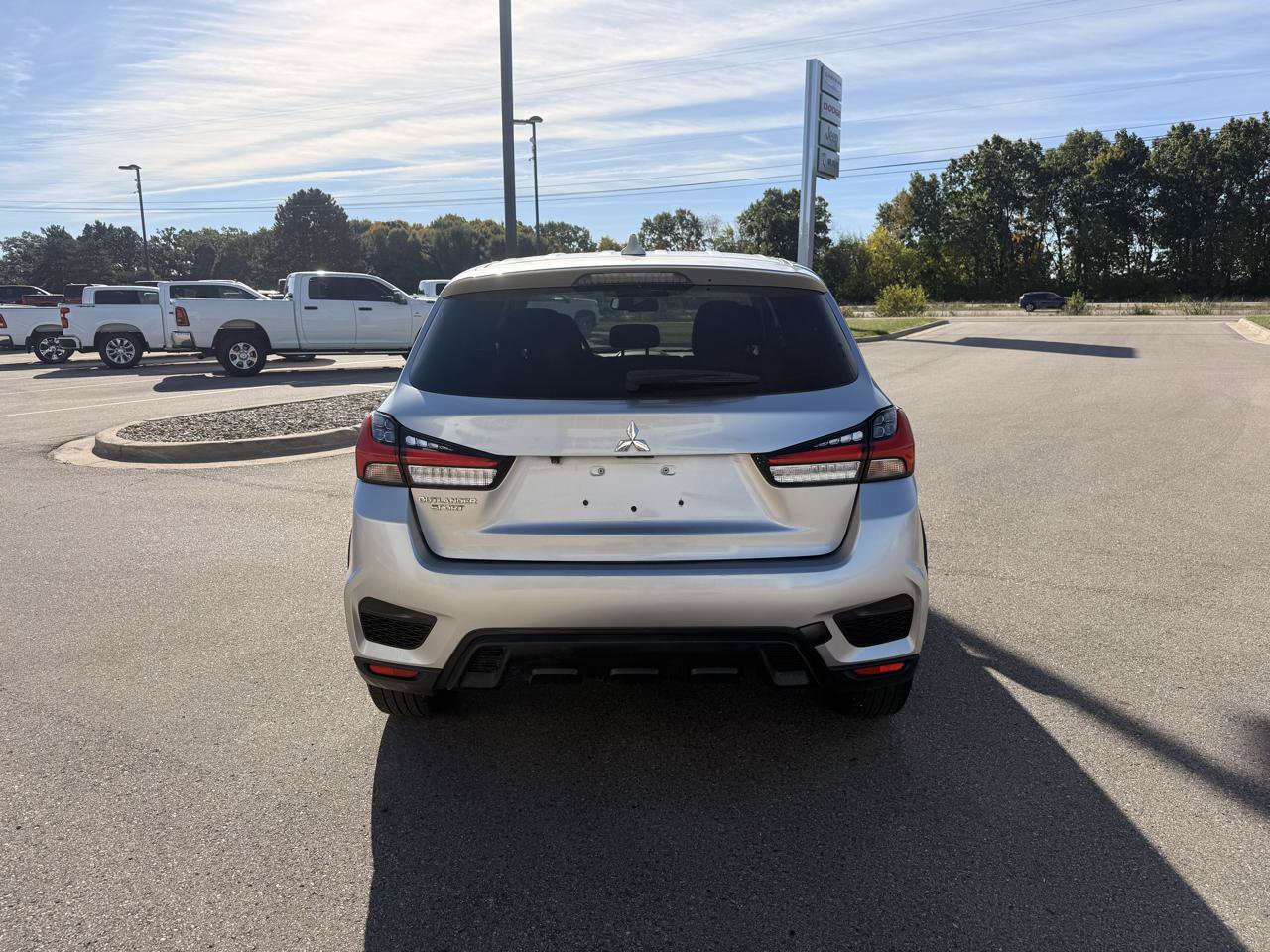 Used 2022 Mitsubishi Outlander Sport ES FWD image 4