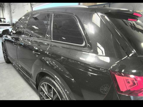 Used 2023 Audi Q7 3.0T Prestige AWD/4WD image 3